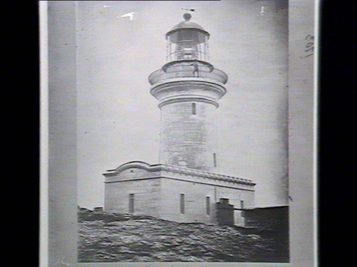 lighthouse on south island
