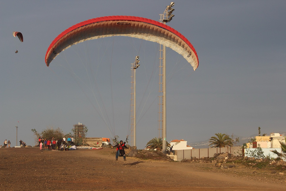 paragliding landing en berg