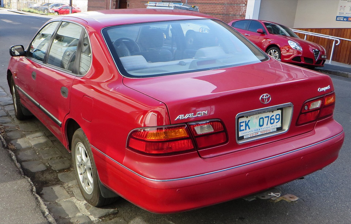 Right-hand drive car in New Zealand with driver on left side